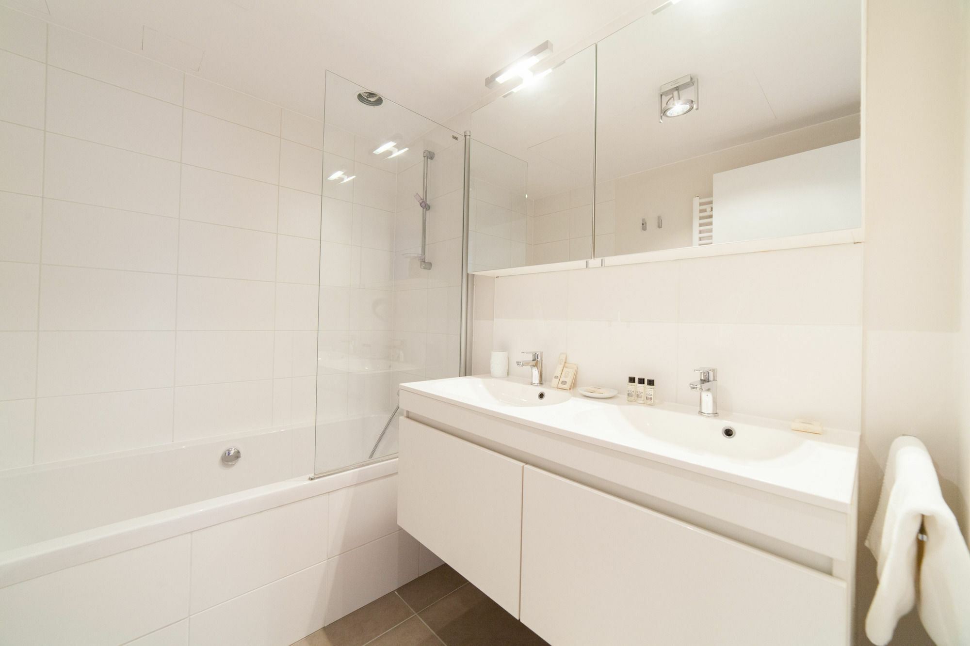 Sweet Inn Apartments - Major Rene Dubreucq Brussels Ngoại thất bức ảnh